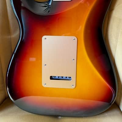 Fender American Ultra II Stratocaster HSS Ultraburst 2024 - Ultraburst image 7