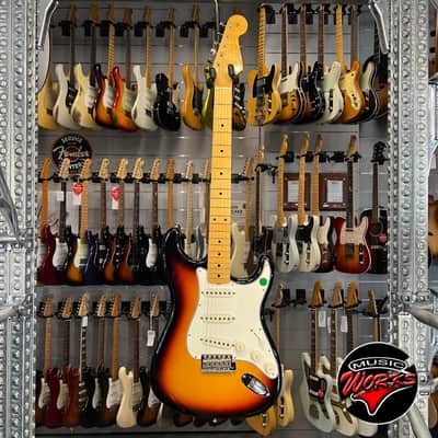 Fender Custom Shop Vintage Custom 62 Stratocaster Nos Sunburst image 2