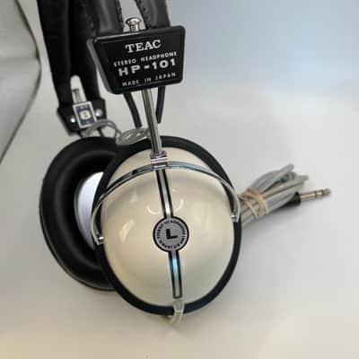 HP-101 Vintage Stereo Headphones Cream White Retro Over Ear Made in Japan image 2