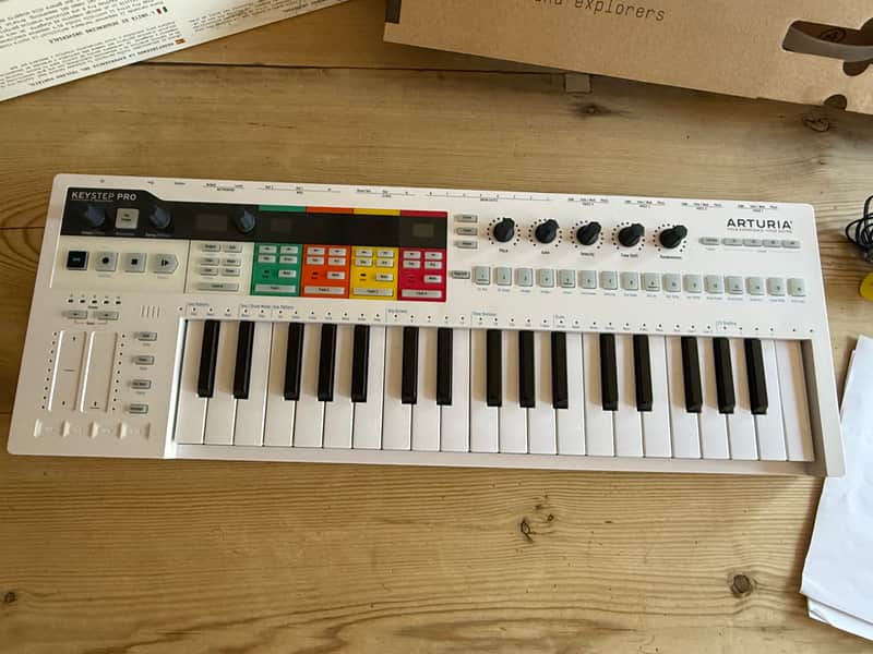 Arturia KeyStep Pro 37-Key MIDI Controller 2020 - Present - White image 1