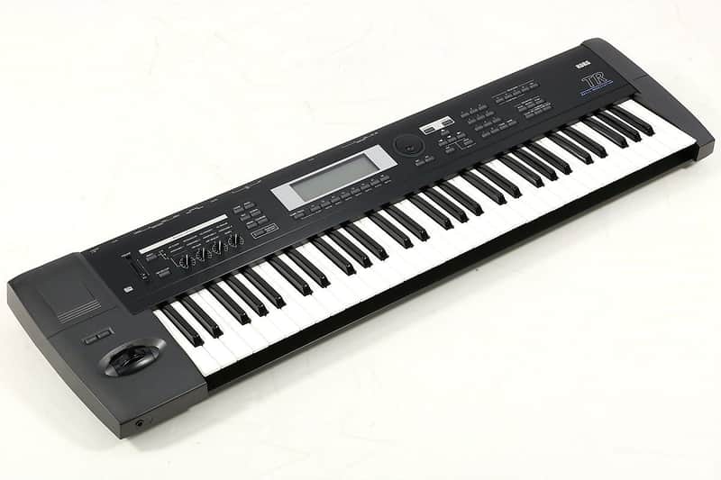 KORG TR61 music workstation シンセサイザー コルグ Korg TR61 61-Key Keyboard Synthesizer with Adapter Used from Japan