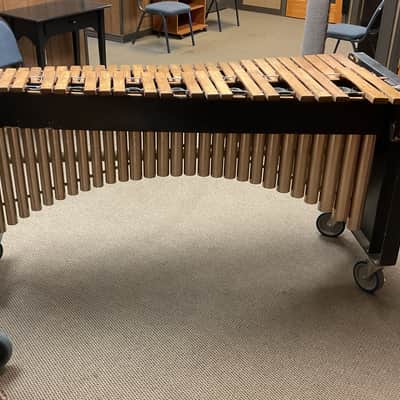 Deagan Imperial Bolero #490 Marimba image 2