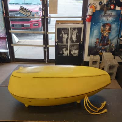 Electric Banana Stereo Phonograph Early 1970s - Yellow image 3