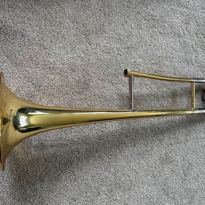 Yamaha YSL-354 Standard Trombone 2010s Lacquered Brass image 2