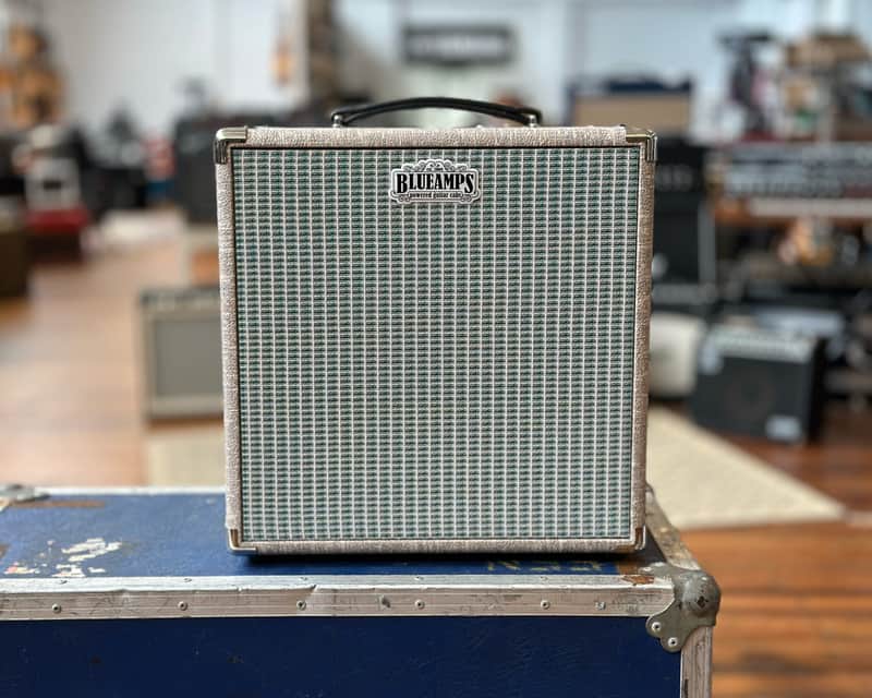 BlueAmps Junior EX 1000 Watt 4x6.5" Guitar Amplifier image 1