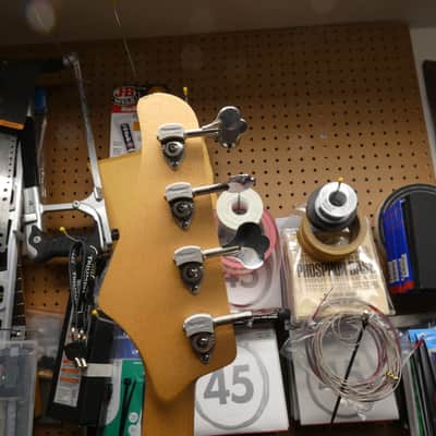 Wilkins Jazz Bass Stack Knob Traditional 2015 - Sunburst image 9