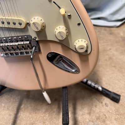 Fender Strat 60’s style partscaster - Shell pink image 12