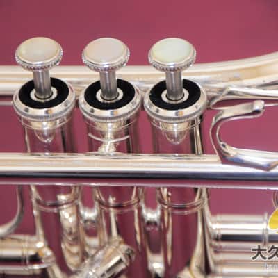 YAMAHA Xeno II YTR-8335UGS “Upturned Bell” B♭ Trumpet image 8