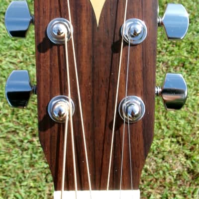 2023 Yairi DY-28 All Solid Guitar Natural+Deluxe Yairi hard case, Owner’s Card, Spec Card and a special Humidity-regulating sheet for guitar, truss rod key and a spare bridge pin image 9