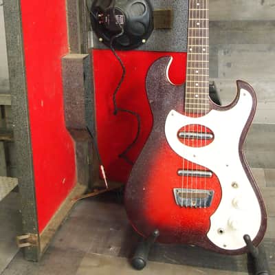 Silvertone Danelectro Sears 1965 Sunburst with amp. image 10