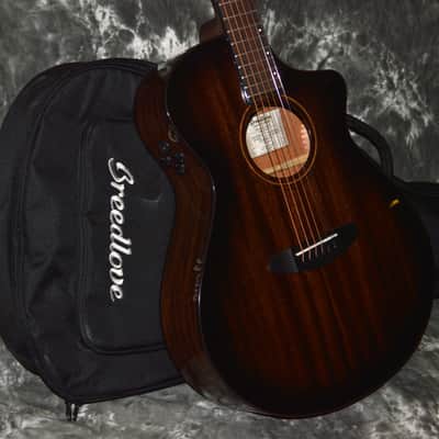 2023 Breedlove - Wildwood Pro Series Concert Suede CE image 1