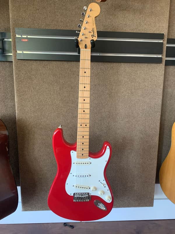 Fender Standard Stratocaster with Vintage Tremolo, Maple Fretboard 1991 - 1997 - Crimson Red Metallic image 1