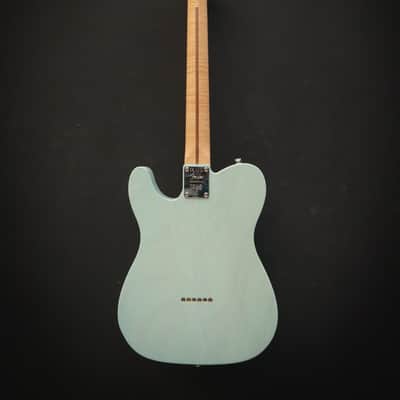 Fender Parallel Universe Volume II Tele® Mágico Pre-Owned image 14
