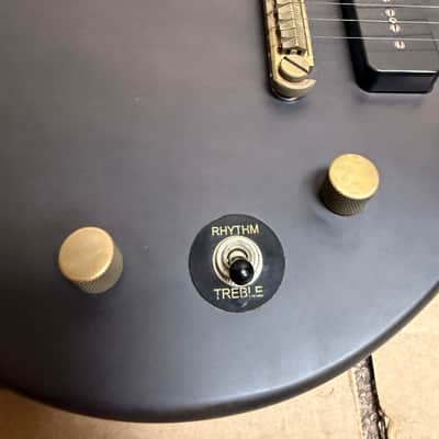 Epiphone Special Model Limited Edition Electric Guitar – Matte Black – Used – Good Condition – Tested image 9