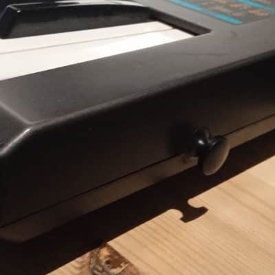 Korg Poly-800 w/ Original case image 5