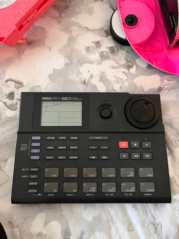 Yamaha RY20 - Rhythm Programmer - 1990s - Grey image 1