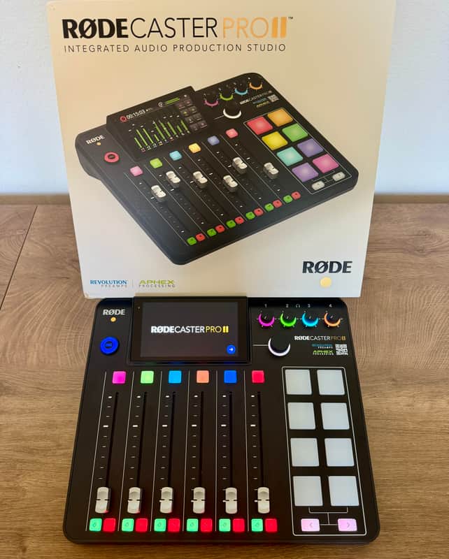RODE RODEcaster Pro II USB Audio Interface 2022 - Present - Black image 1