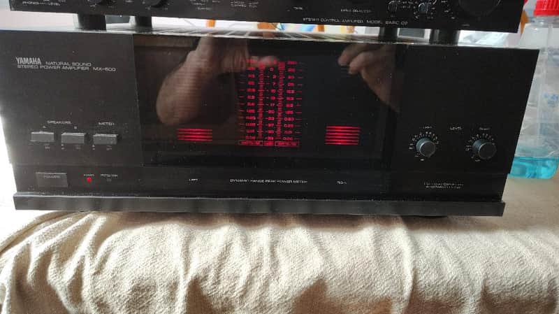 Yamaha MX800 amplifier in excellent condition - 1980's image 1
