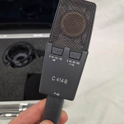 AKG C414 B-XLS Large Diaphragm Multipattern Condenser Microphone 2010s - Black W/ Case (C020-S27) image 3