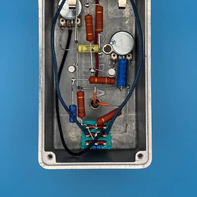 Croasmun Engineering Labs Victoria Fuzz - Pipsi 2026 - Aluminum image 2