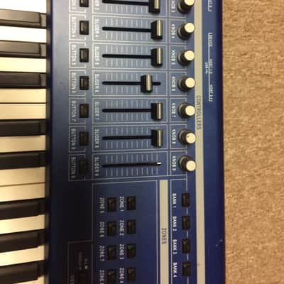 Viscount Physis Piano K4- EX 2014 blue image 5