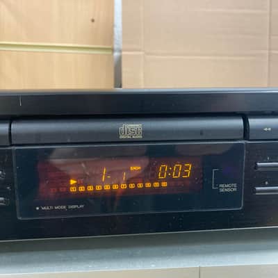 JVC XL-V252 Stereo Compact Disc Player image 3