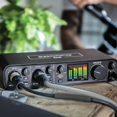 MOTU M4 4x4 USB-C Audio Interface Bundle w/Samson SRH350 Over-Ear Stereo Head... image 7