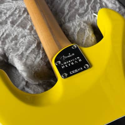 Fender Limited Edition American Ultra II Stratocaster HSS - Graffiti Yellow image 8