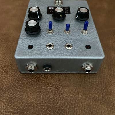 Pribor Pedals Envelope Filter F-7 Polivoks Low Pass Band Pass LP BP guitar bass pedal cv controlled image 4