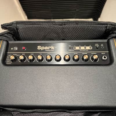 Positive Grid Spark 40 40-Watt 2x4" Modeling Guitar Combo, uLooper, Sparkcontrol foot switch, Spark bag image 12