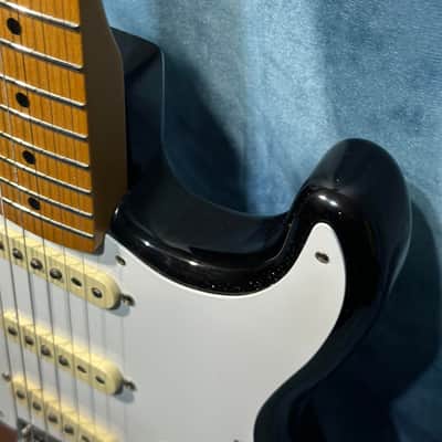 Fender Vintera '50s Stratocaster Modified with Maple Fretboard 2021 - 2-Color Sunburst image 8