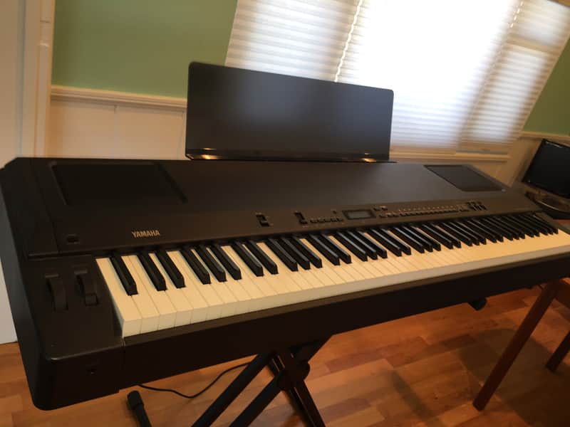Yamaha P200 Digital Stage Piano/ Keyboard | Reverb