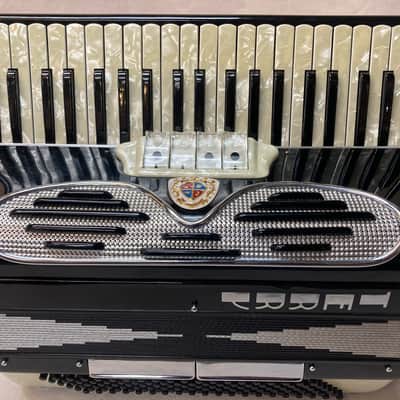 MONTERREY 2-REED ACCORDION #MWK611 image 2