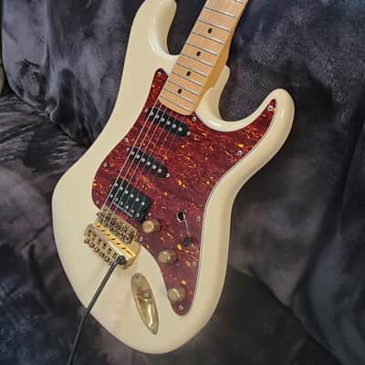 Kramer USA Pacer HSS Rockinger Brass Bridge 1983 Cream image 13