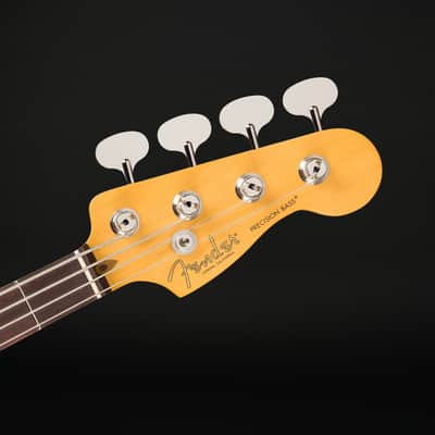 Fender American Professional Classic Precision Bass, Rosewood Fingerboard in 3-Color Sunburst image 6