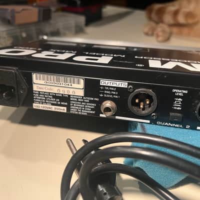 Behringer Autocom Pro MDX1400 Compressor / Limiter with IEC power cable and rack mount bolts/washers image 8