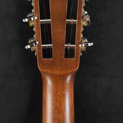 Martin Custom Shop 00 Grand Concert 12-Fret Mahogany Adirondack Spruce VTS Natural image 7