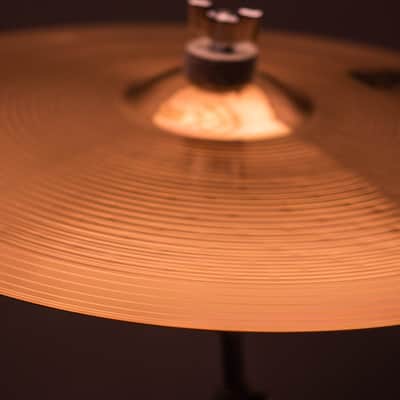 Sabian 17" B8X Thin Crash image 3