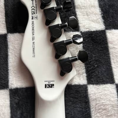 ESP LTD TE-200 - Snow White image 6