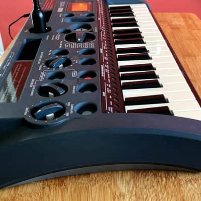 Korg Micro SAMPLER — a compact 37-key sampling keyboard synth. microsampler Excellent Condition image 5