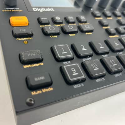 Elektron Digitakt mk1 Drum Machine image 5