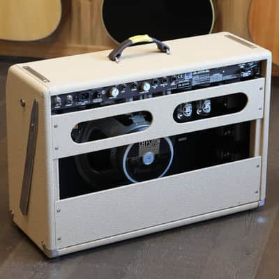 Fender Super-Sonic 112 2-Channel 60-Watt 1x12" Guitar Combo 2006 - 2011 - Blonde image 4
