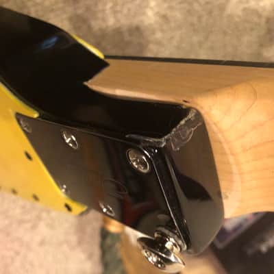 MetalShop Mini Flying V 2026 - Yellow image 9