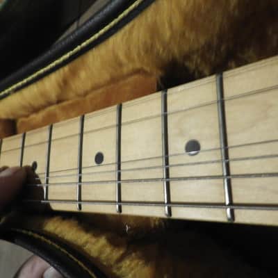 Fender "Squier Series" Standard Stratocaster with Maple Fretboard 1992 - 1996 - Arctic White image 7