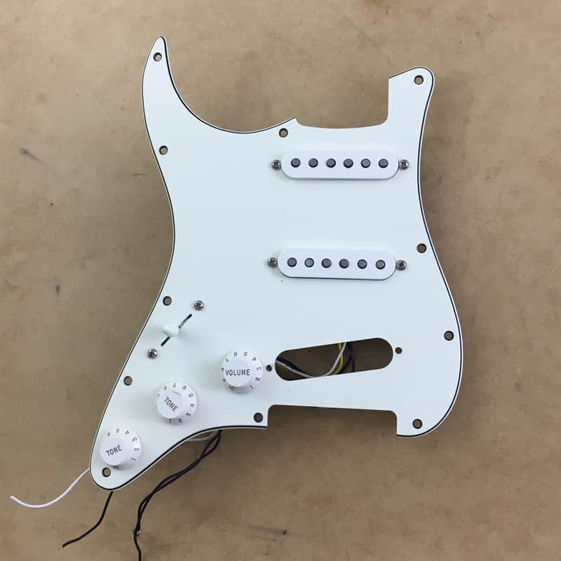 Lefty 2018 Genuine Fender NOS Relic Strat Guitar Left Pickups Loaded Pickguard image 1