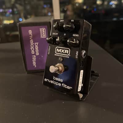 MXR M82 Bass Envelope Filter | Reverb Canada