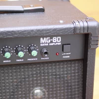 Boss MG-80 Guitar Amplifier image 2