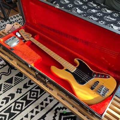 Vintage Fender Jazz Bass with Maple Fretboard 1976 - Natural image 2