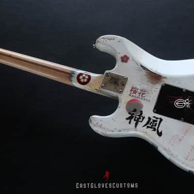 Fender Stratocaster Floyd Rose MXY-7 Ohka Cherry Blossom Kamikaze V3 in White Aged Relic (Rare 1of1) image 10