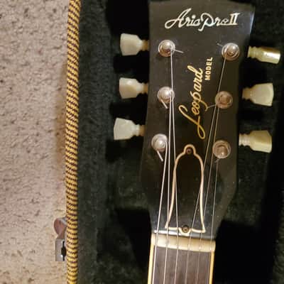 Aria LS-800VD 1980 - Cherry Sunburst image 4